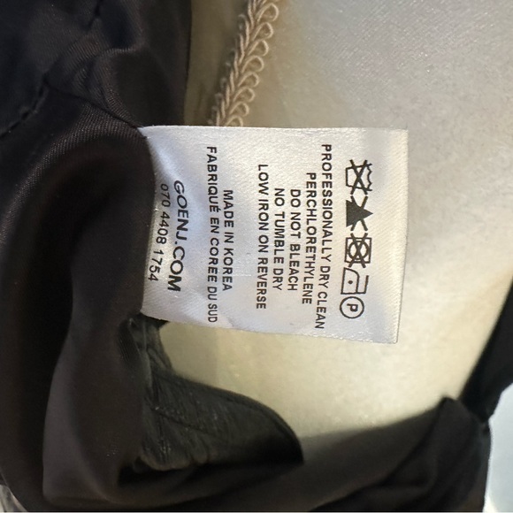 Black vegan leather top size medium (6). - Picture 8 of 8